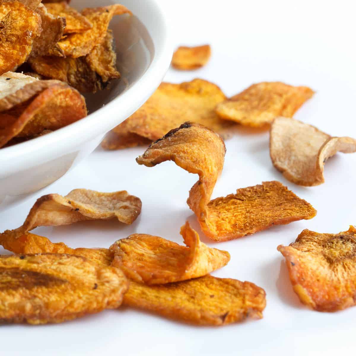 Keto Baked Parsnip Chips (1)