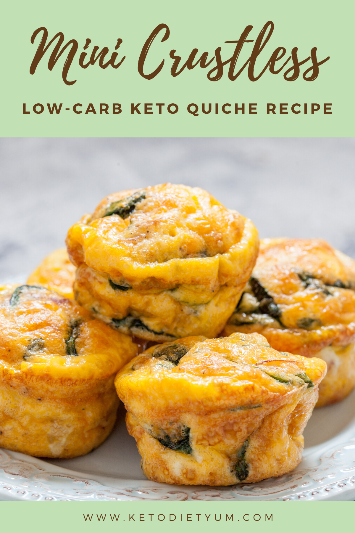 These low-carb mini crustless quiches are a great go-to keto recipe for breakfast, brunch, snacks or even a light dinner. Make them ahead of time for an easy breakfast! #ketodiet #ketorecipes #lowcarbrecipes