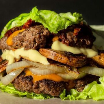 Best Keto Bunless Burgers (Low Carb & Delicious!)