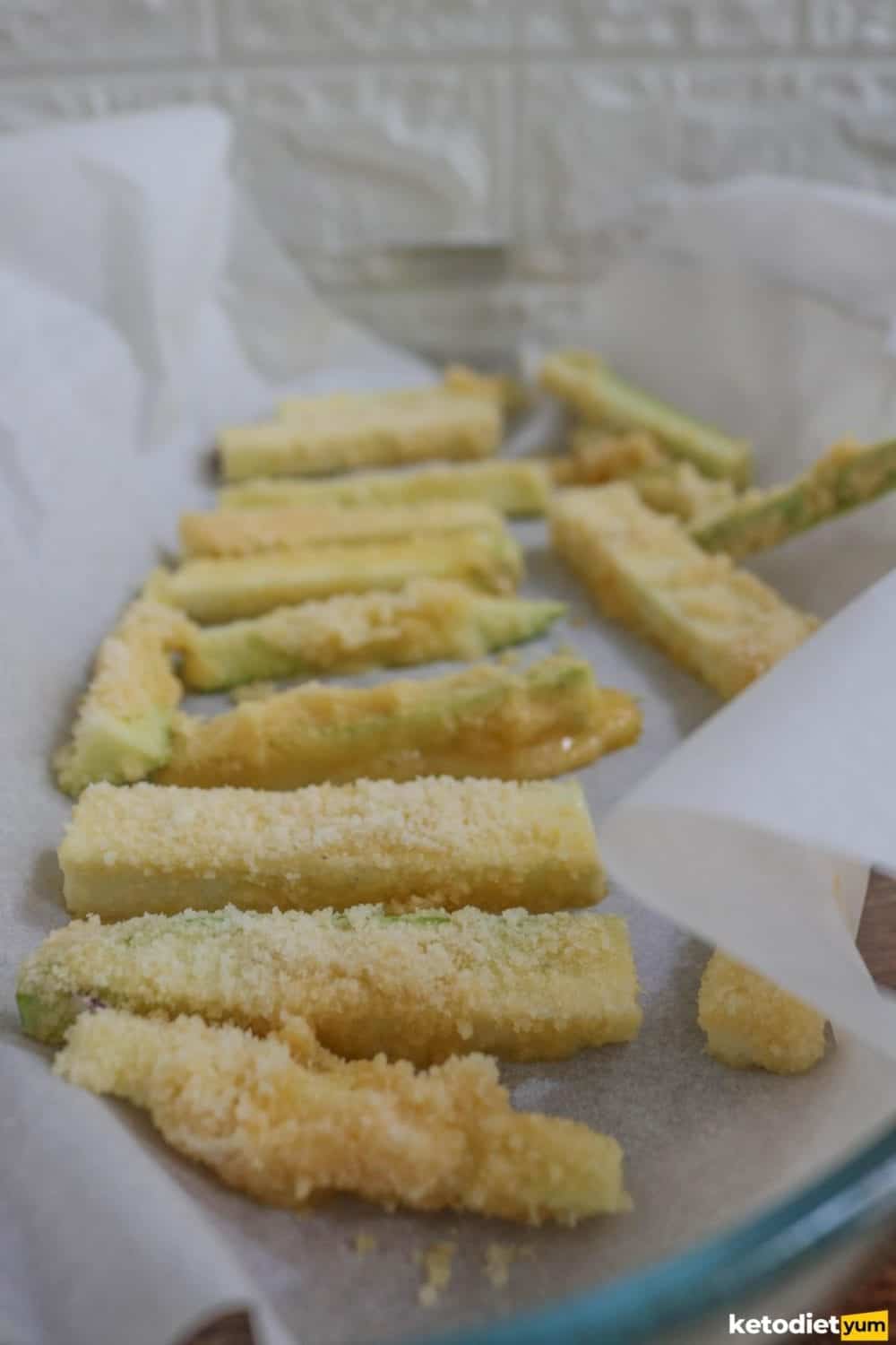 Keto Baked Zucchini Fries (Only 4 Ingredients!)