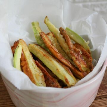 Keto Baked Zucchini Fries (Only 4 Ingredients!)