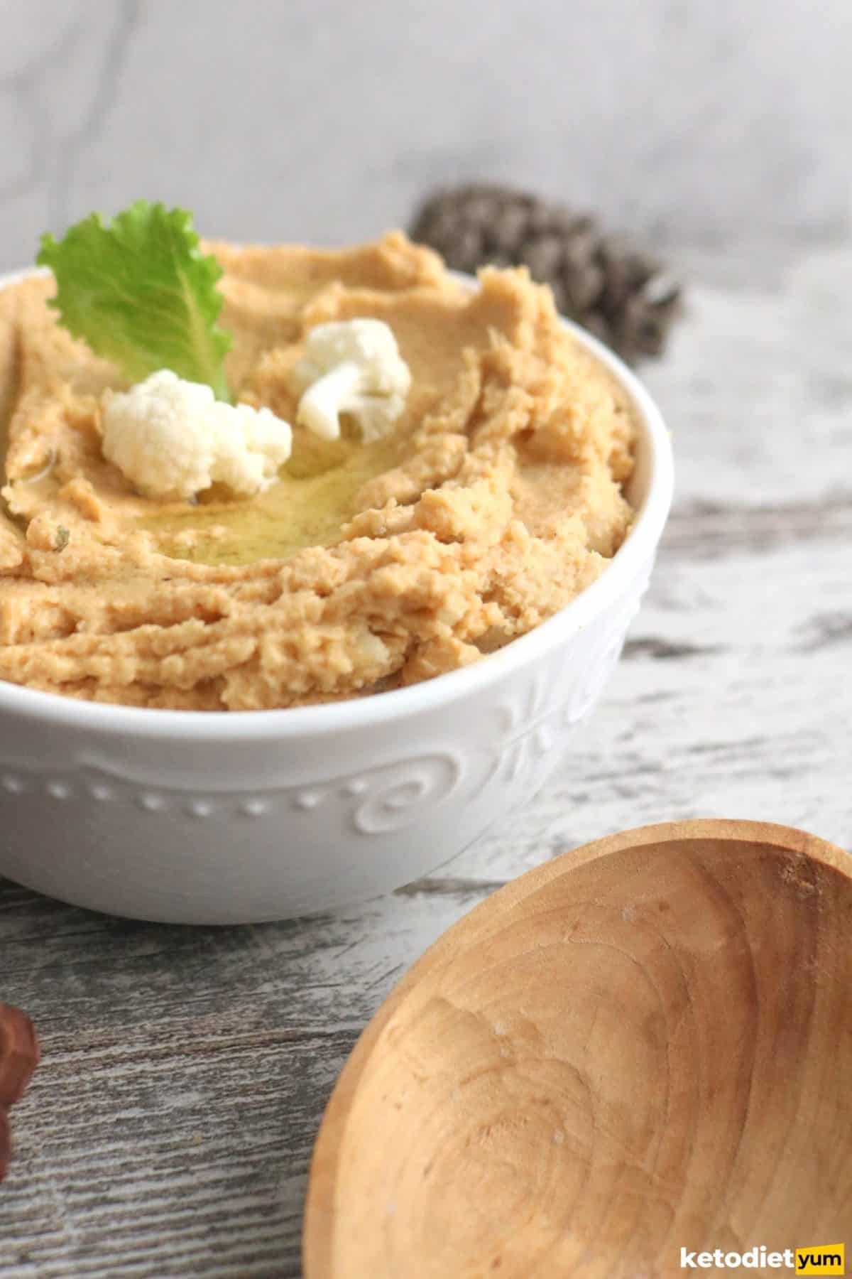 Keto Roasted Cauliflower Hummus