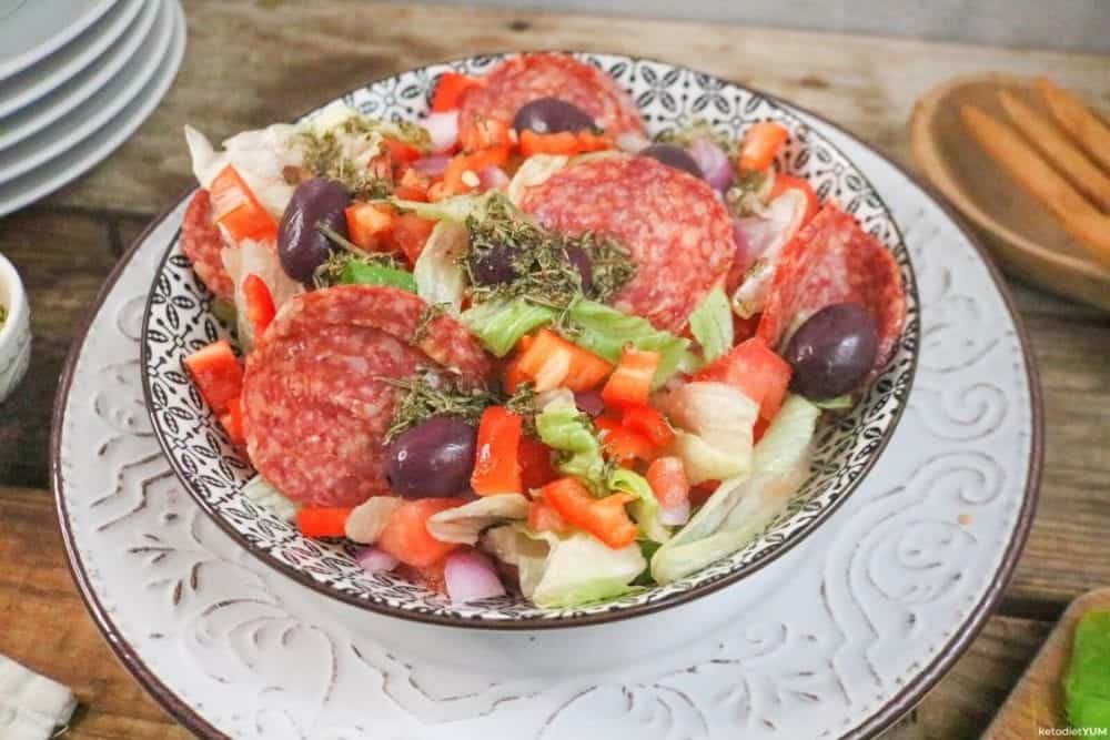 Easy Keto Salad With Homemade Italian Dressing Keto Diet Yum