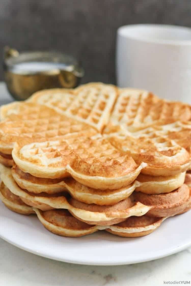 4-Ingredient Keto Chaffles