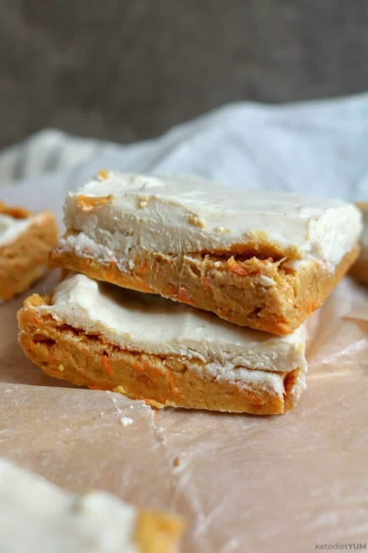 Delicious dessert carrot cake bars