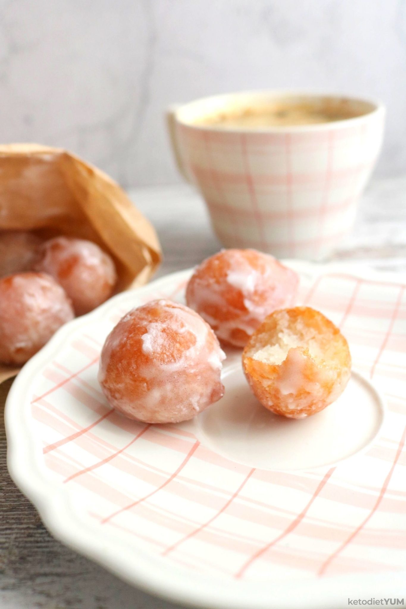 Keto Donut Holes Recipe (Super Delicious!) Keto Diet Yum