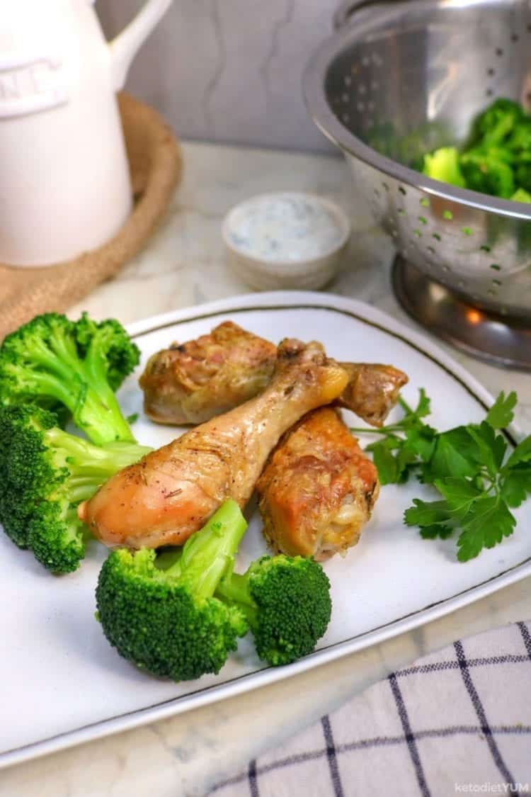 Roast chicken with broccoli and garlic cheese keto dinner recipe