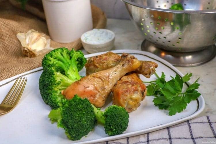 Roast chicken legs with broccoli