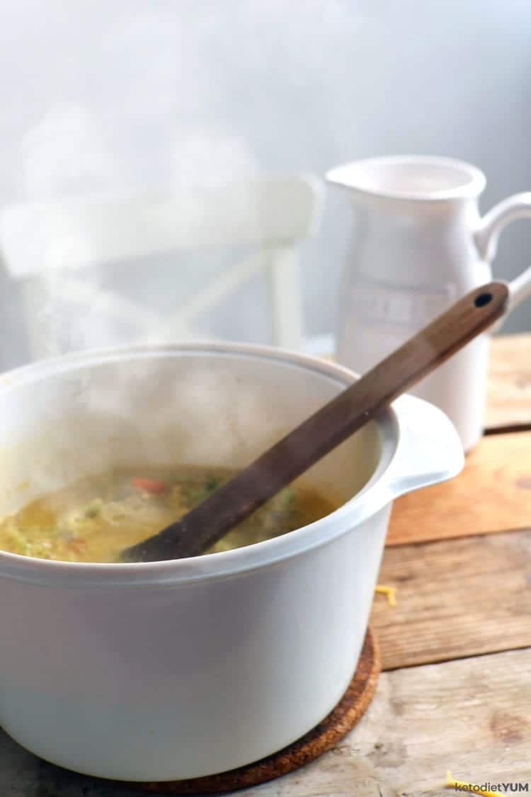 keto cheddar broccoli soup
