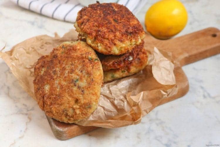 Keto Fish Cakes with Garlic Aioli