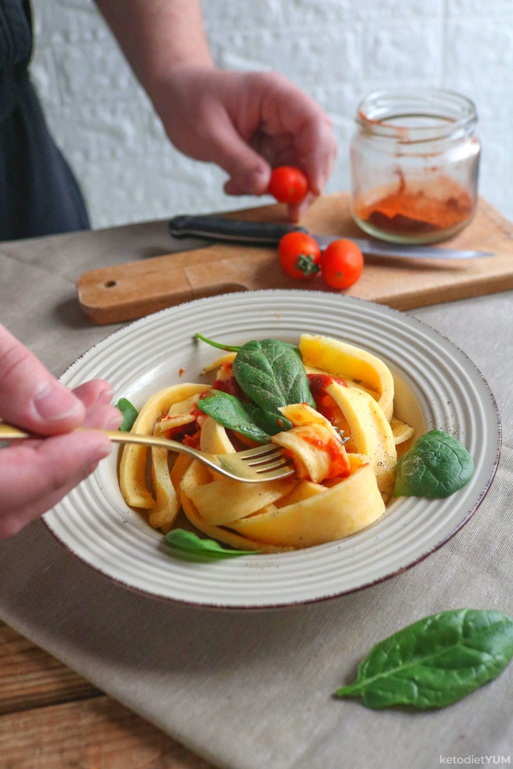 3 Ingredient Keto Pasta (1.6g Net Carbs!) Keto Diet Yum