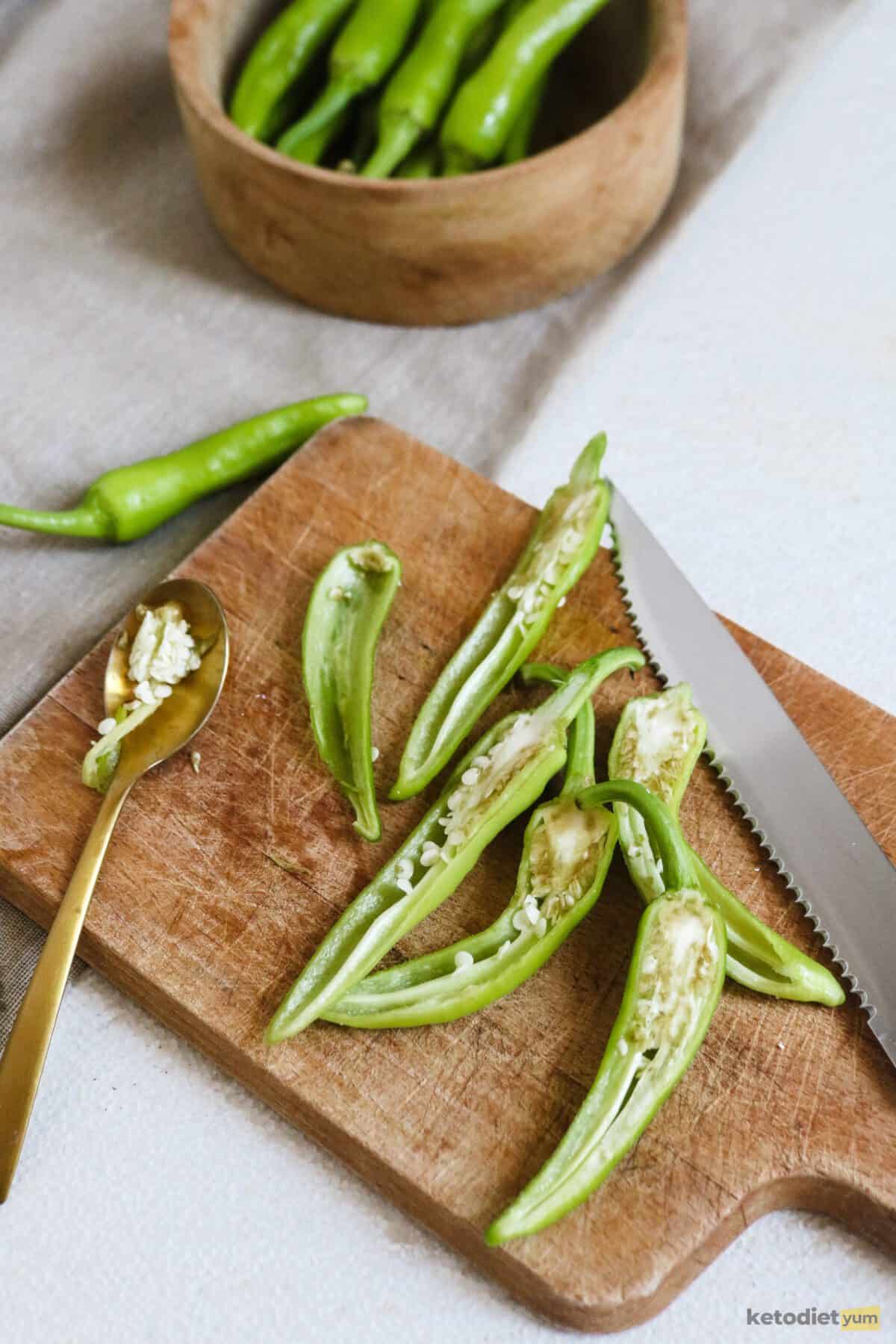 Removing seeds from jalapeno peppers