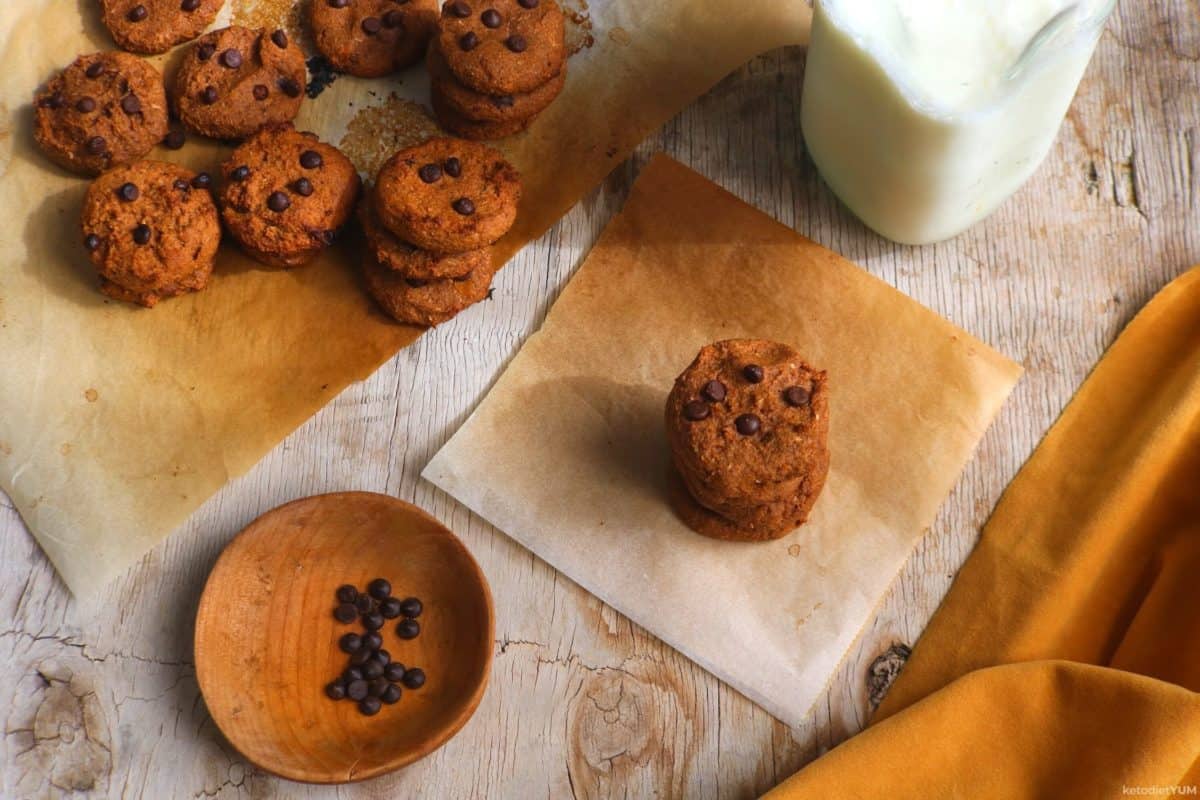 Delicious keto pumpkin spice chocolate chip cookies ready to enjoy