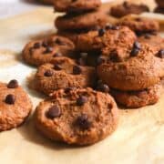 Keto Pumpkin Spice Chocolate Chip Cookies