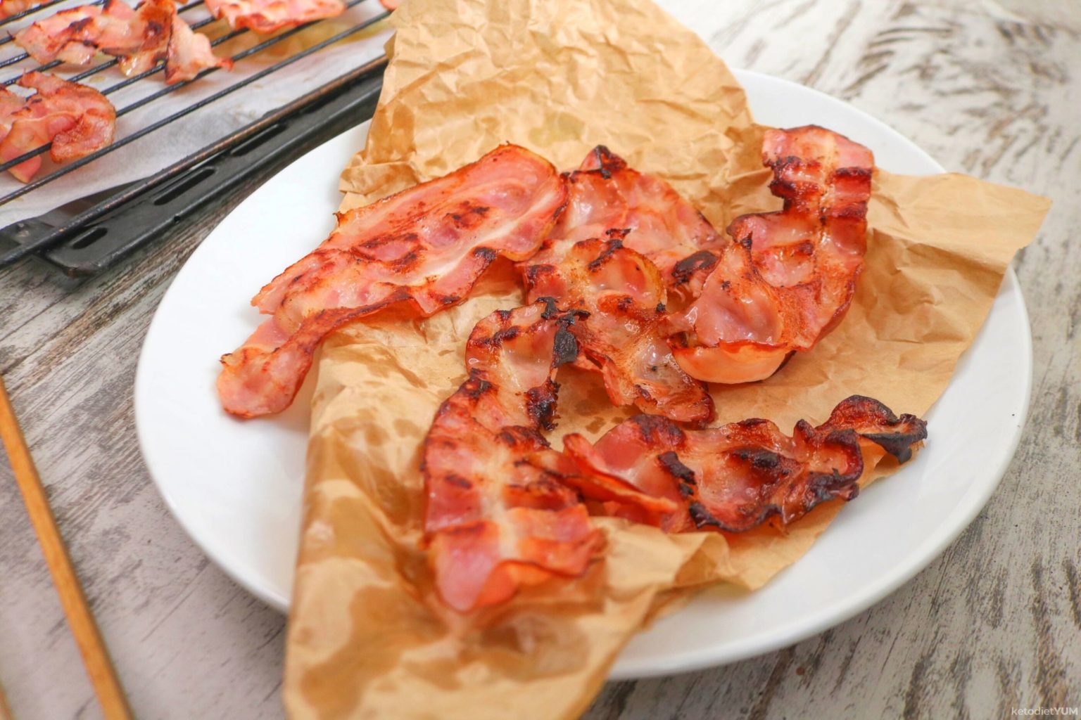 How To Cook Bacon In A Pan Crispy And Crunchy Keto Yum