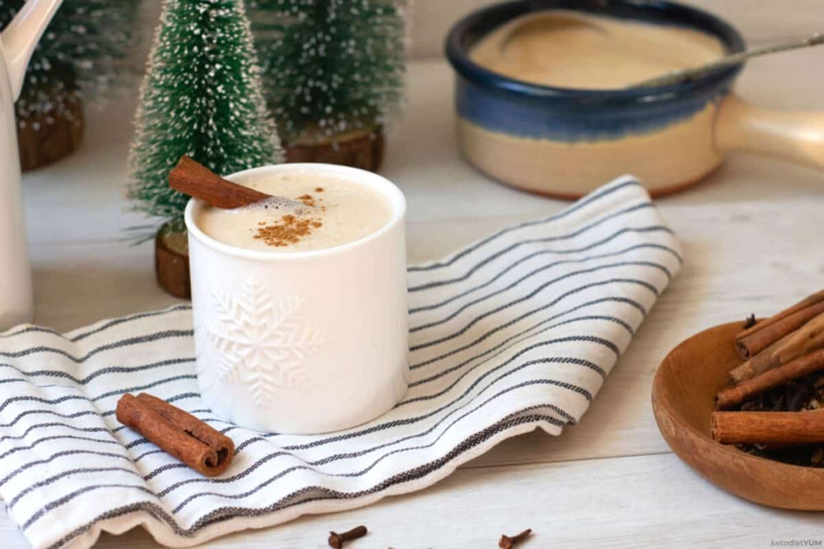 Festive keto eggnog cocktail recipe perfect for Christmas made with dark rum and almond milk
