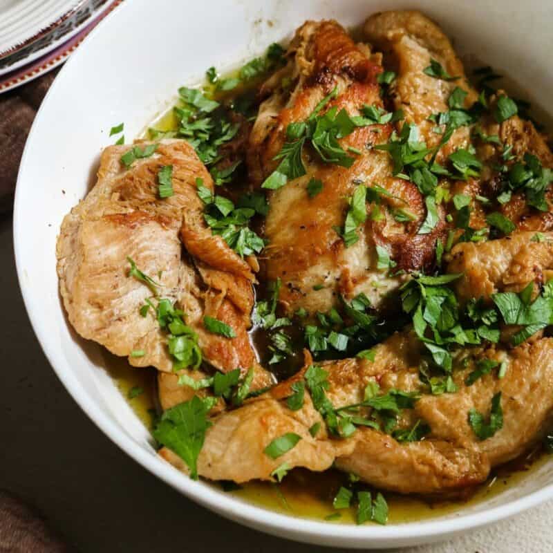 Easy Garlic Butter Chicken Breasts (One-Pan Recipe)