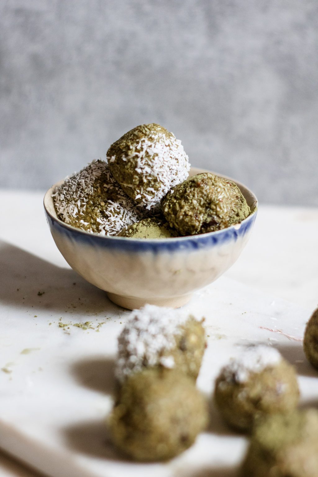 Easy Matcha Energy Balls With Dates And Coconut Keto Yum