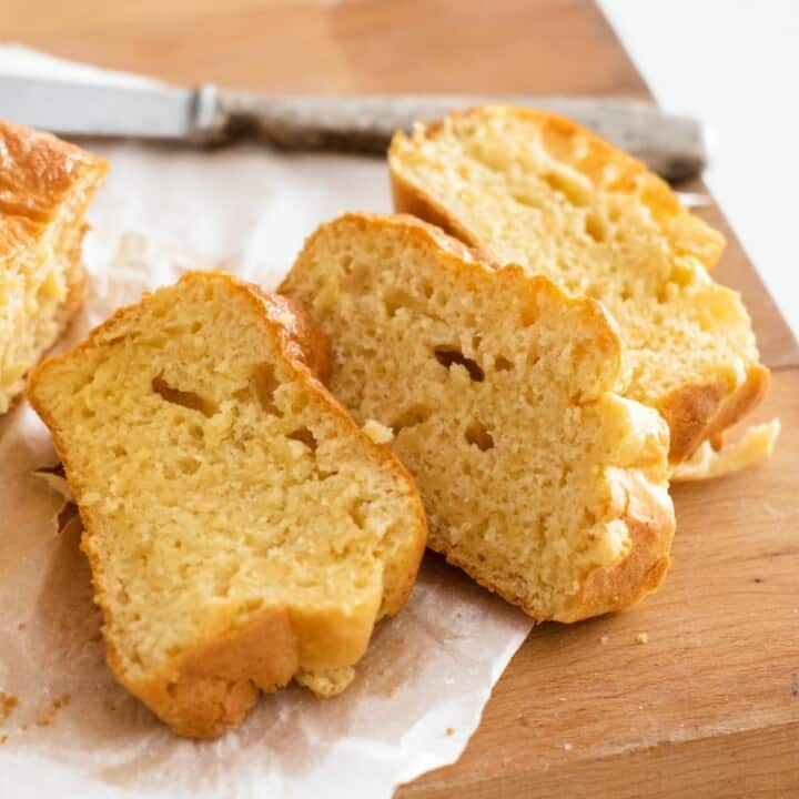 Best Keto Bread Recipe White & Fluffy With 5 Ingredients