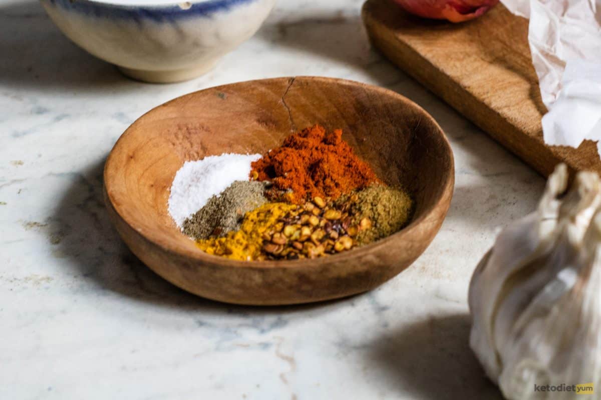 Salmon Coconut Curry (Low-Carb One-Pot Dinner) - Keto Yum
