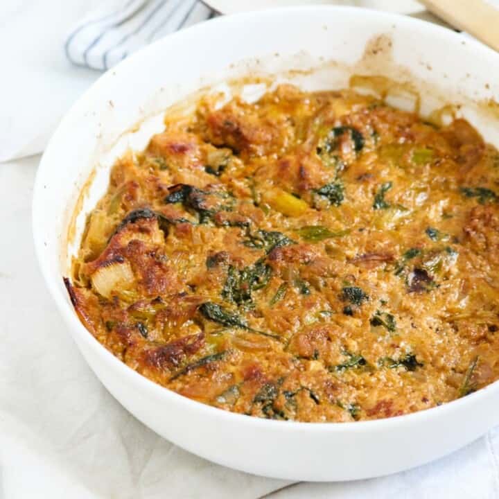 Cheesy Keto Chicken Casserole With Spinach - Keto Diet Yum