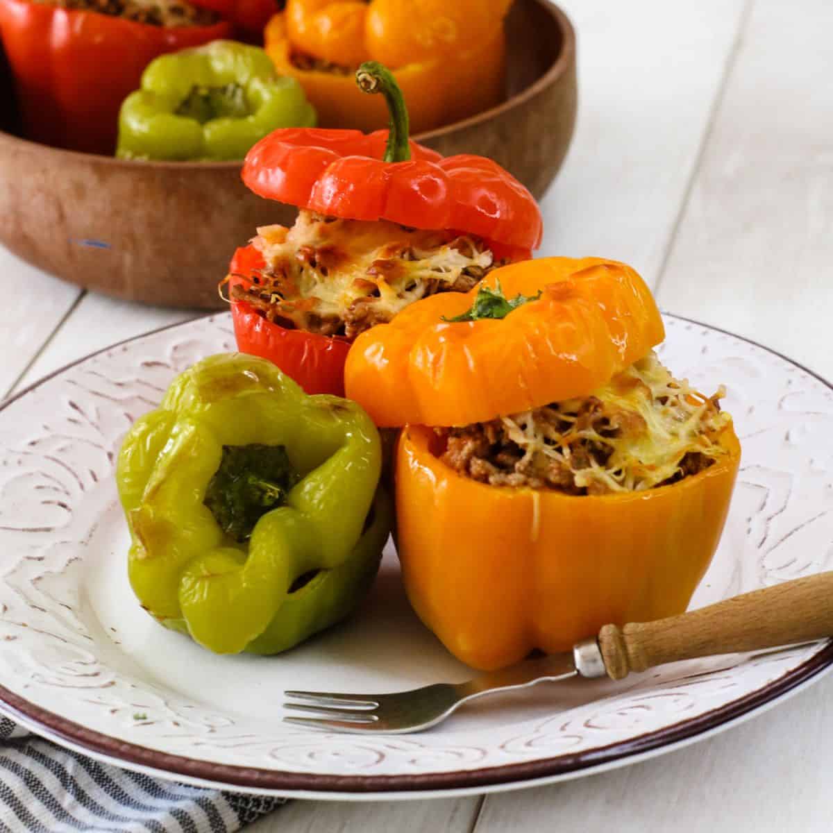 Keto Stuffed Peppers with Ground Beef Keto Stuffed Peppers with Ground Beef