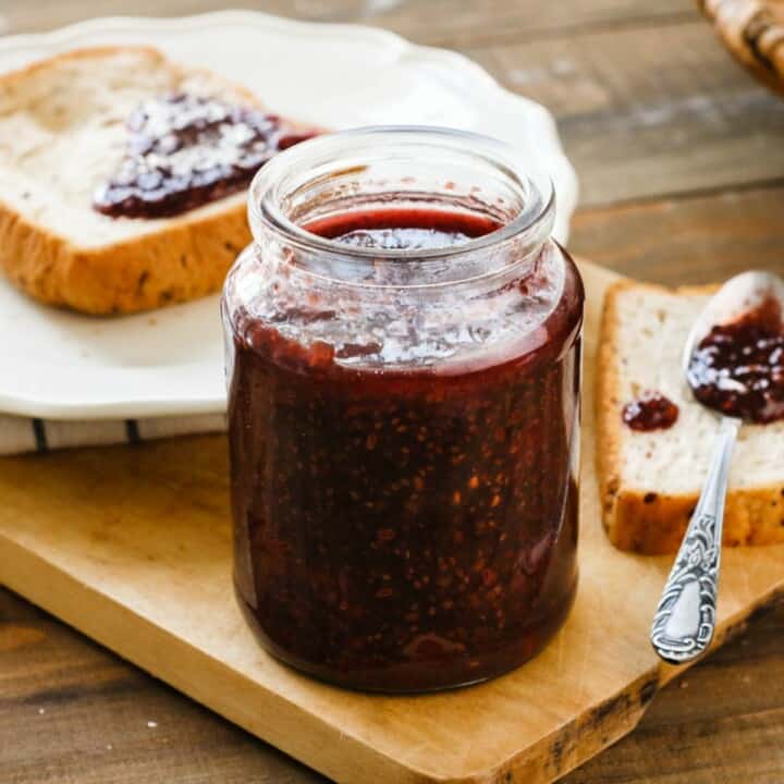 Keto Raspberry Chia Seed Jam (5Minute Recipe) Keto Yum