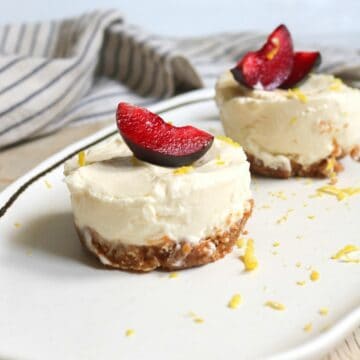 No-Bake Keto Cheesecake