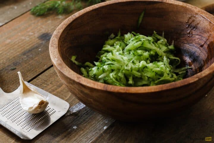 keto tzatziki sauce strained cucumber