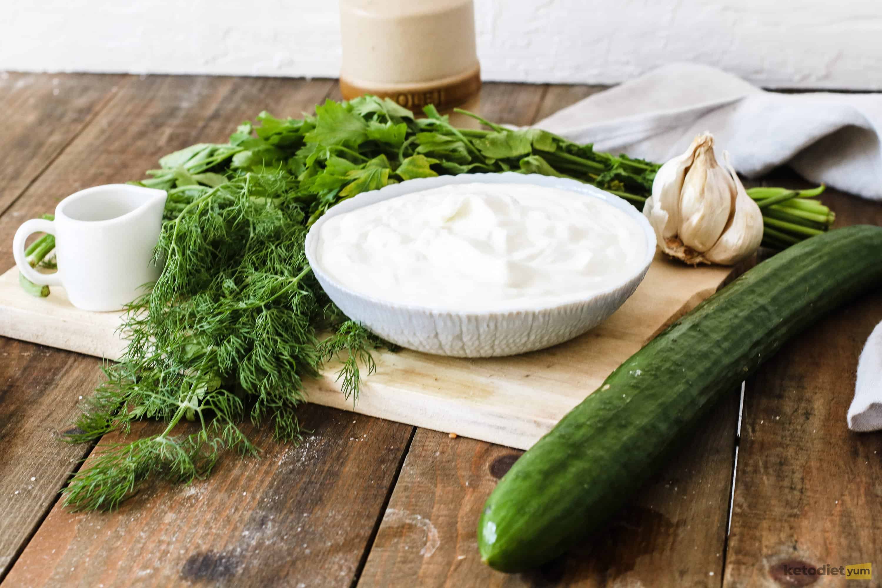 Greek Keto Tzatziki Sauce Recipe (Under 2g Carbs) Keto Yum