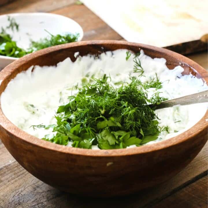Greek Keto Tzatziki Sauce Recipe (Under 2g Carbs) Keto Yum