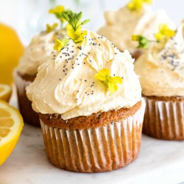 Lemon Poppy Seed Cupcakes