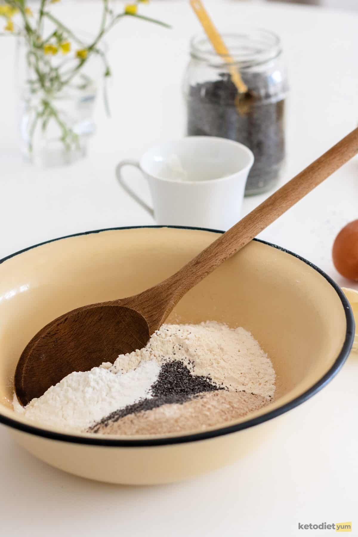 lemon poppy seed cupcakes - mixing dry ingredients