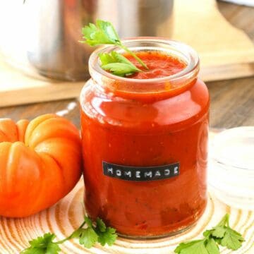 Keto Tomato Sauce (Low Carb, Gluten Free)