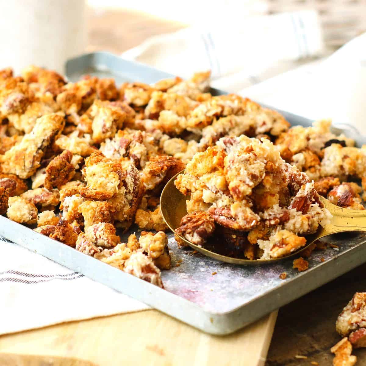 Keto Coconut Clusters Keto Coconut Clusters