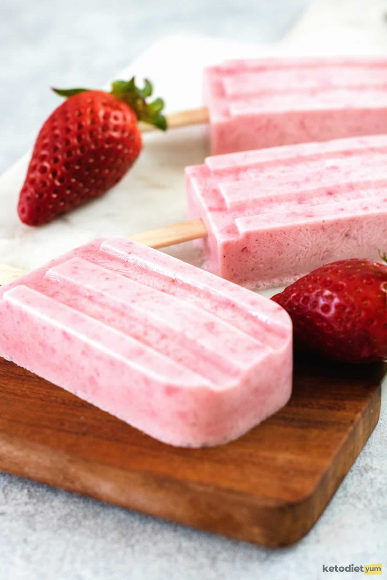 Keto Strawberry Popsicles