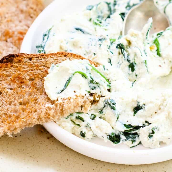 Delicious Keto Spinach Artichoke Dip: Low-Carb And Easy