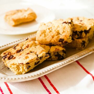 Keto Chocolate Chip Cookie Bars