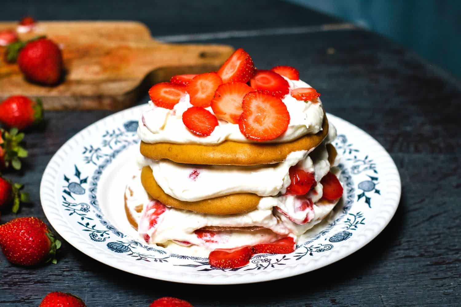 Keto Strawberry Cake