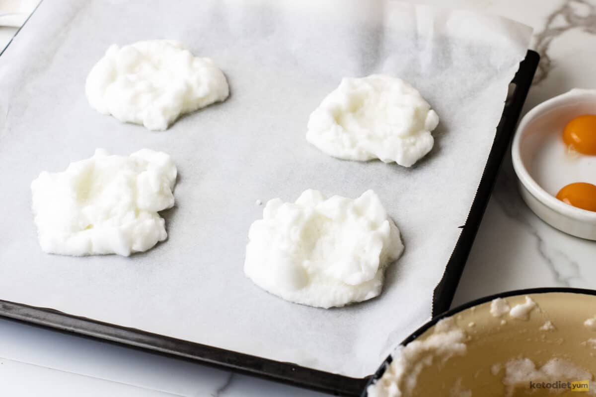 Easy Cloud Eggs 2 Ingredients