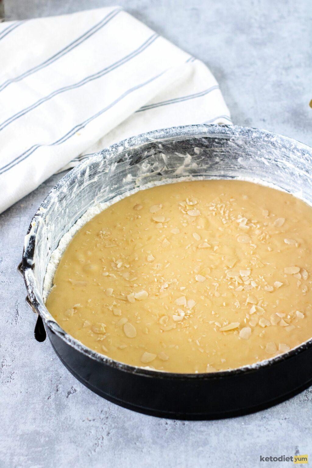 Keto French Almond Cake (Easy Recipe)