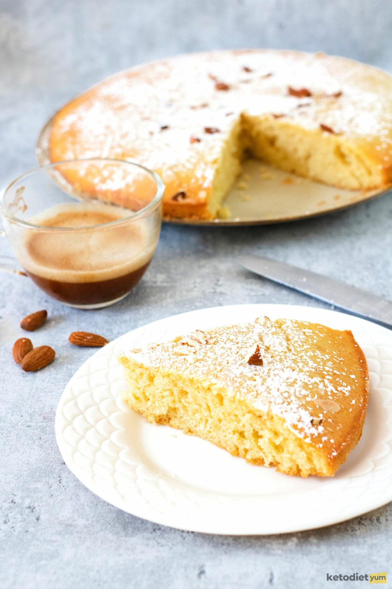 Keto French Almond Cake (Easy Recipe)