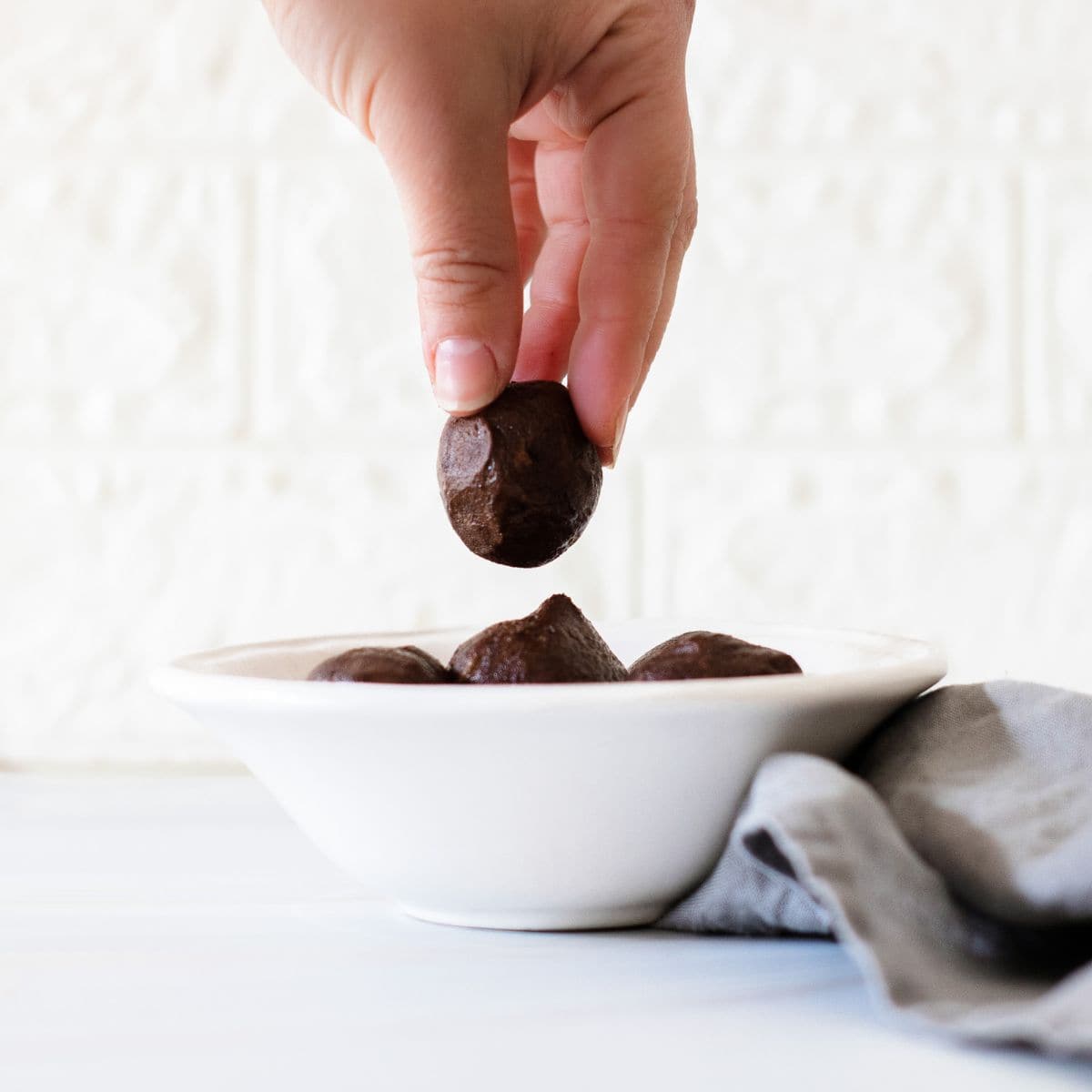 3-Ingredient No Bake Brownie Bites