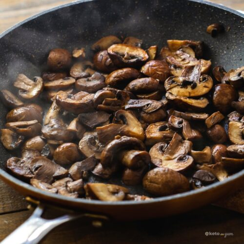 Sauteed Spinach And Mushrooms In Garlic Butter