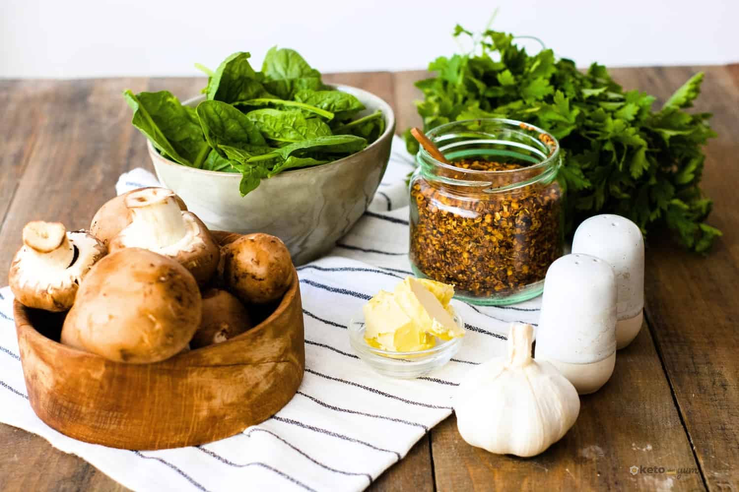 Sautéed Spinach and Mushrooms Ingredients