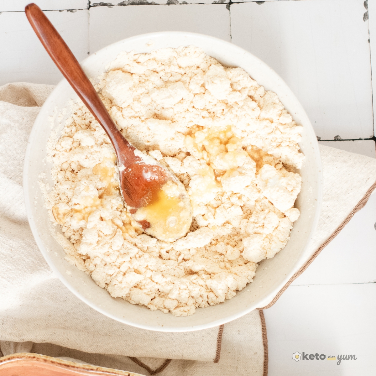 4 Ingredient Garlic Biscuits: Low-Carb, High Flavor, Ridiculously Easy 4-Ingredient Garlic Biscuits