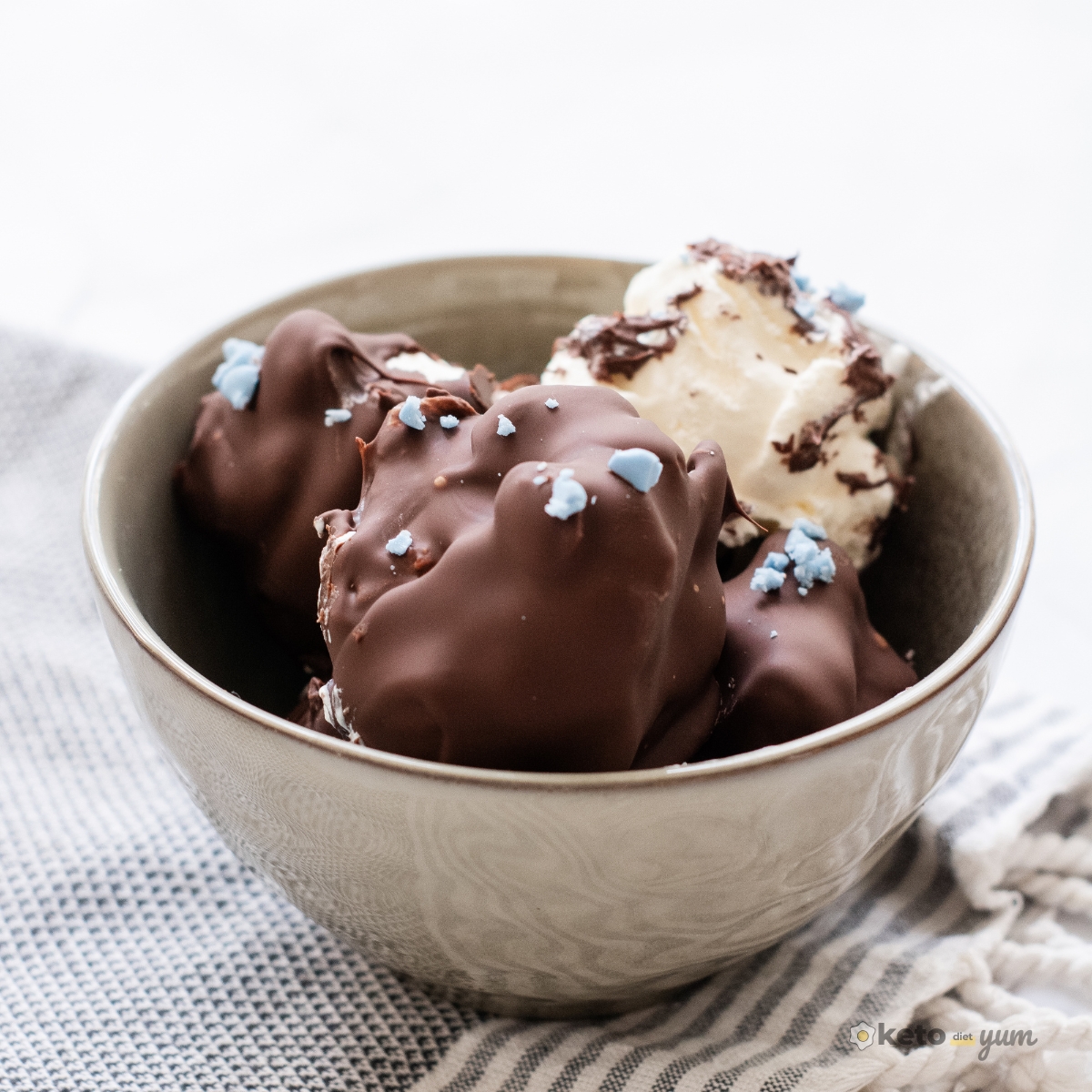 Keto Ice Cream Bonbons: Guilt-Free Chocolate-Covered Creamy Treats Ice Cream Bonbons